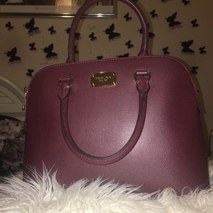 Michael Kors “Cindy” handbag